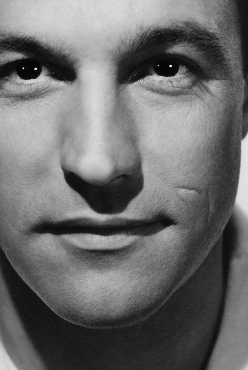 closeup of Gene Kelly